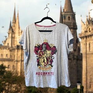 Grey Hogwarts Gryffindor T-Shirt